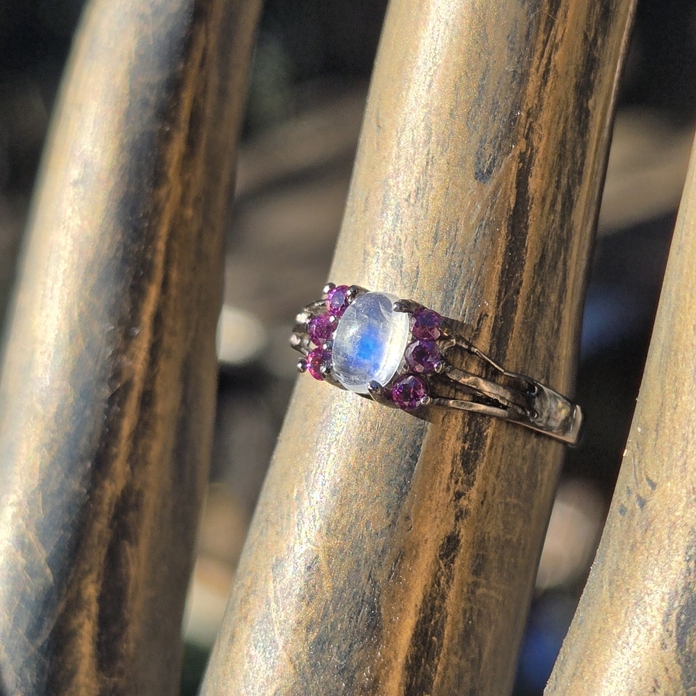 Moonstone 4k & Rhodolite Natural Gemstone Sterling & Rhodium Ring Sz6.5 - Picture 6 of 9